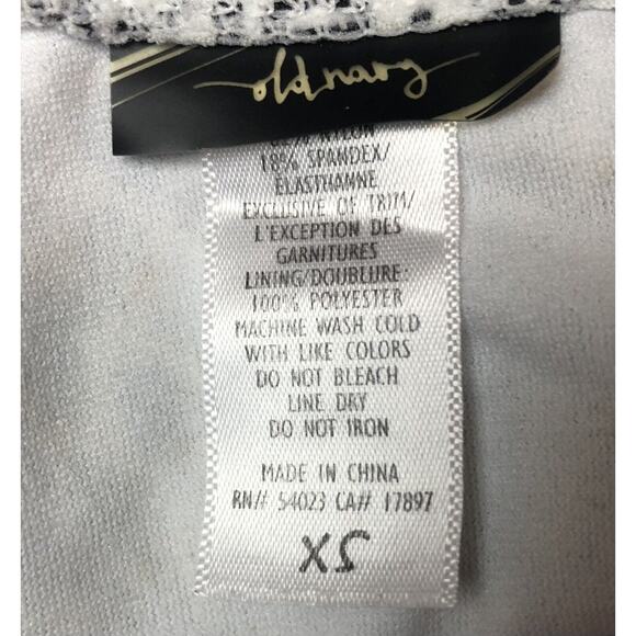 Old Navy One Piece Swimsuit Women XS Black White Animal Print Halter Padded - Picture 3 of 11